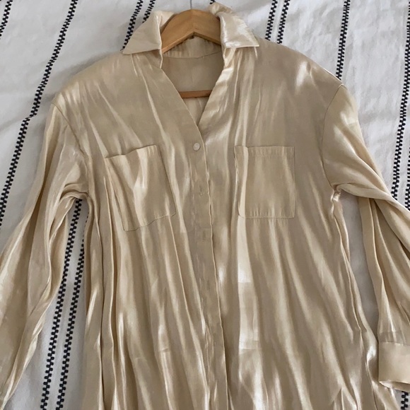 Button down satin shirt - Picture 4 of 4